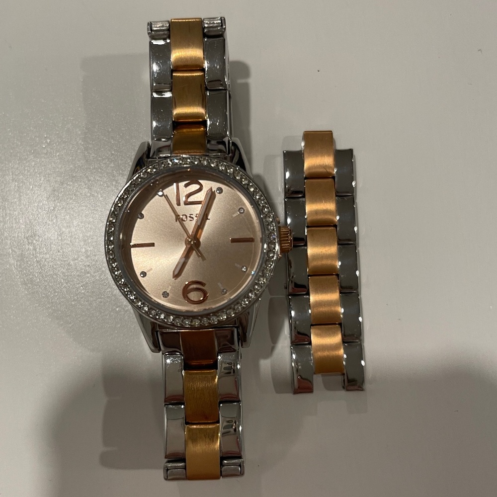 FOSSIL Womens Two Toned Watch with Diamond Face